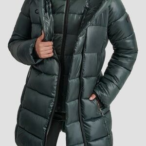 DKNY asymmetrical bib packable quilted coat x small green women’s